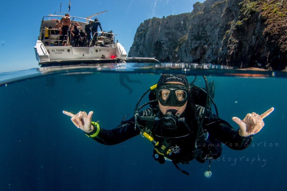 Annika-and-El-Tigre-by-Cam